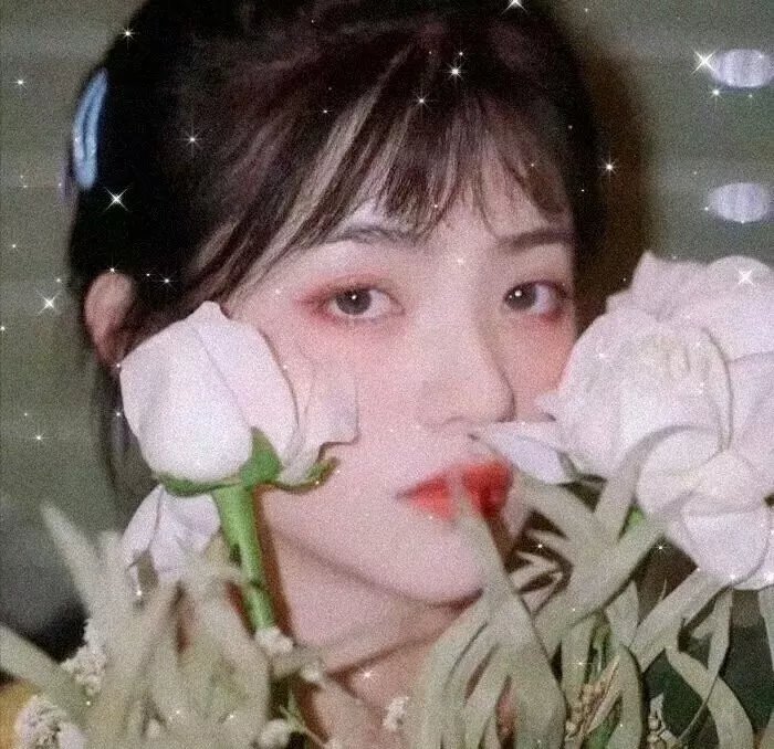 一人有一点颜色